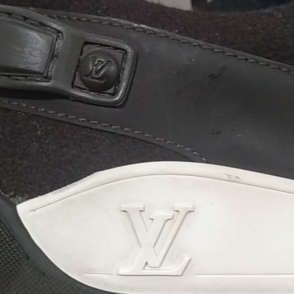 Louis Vuitton Men's Elliptic Damier sneaker - Picture 9 of 12